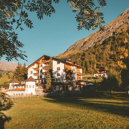 Familienhotel Replerhof mit Kinderbetreuung ab 3 Jahren Prägraten Exterior foto